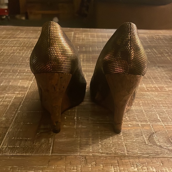 Oscar dela Renta cork wedges sz 39.5 - Picture 3 of 4